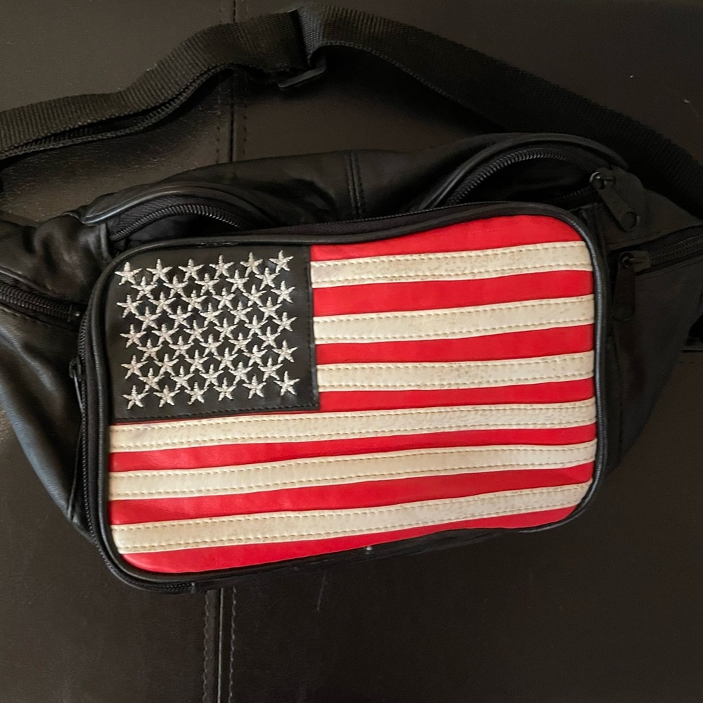 Fanny pack/American flag